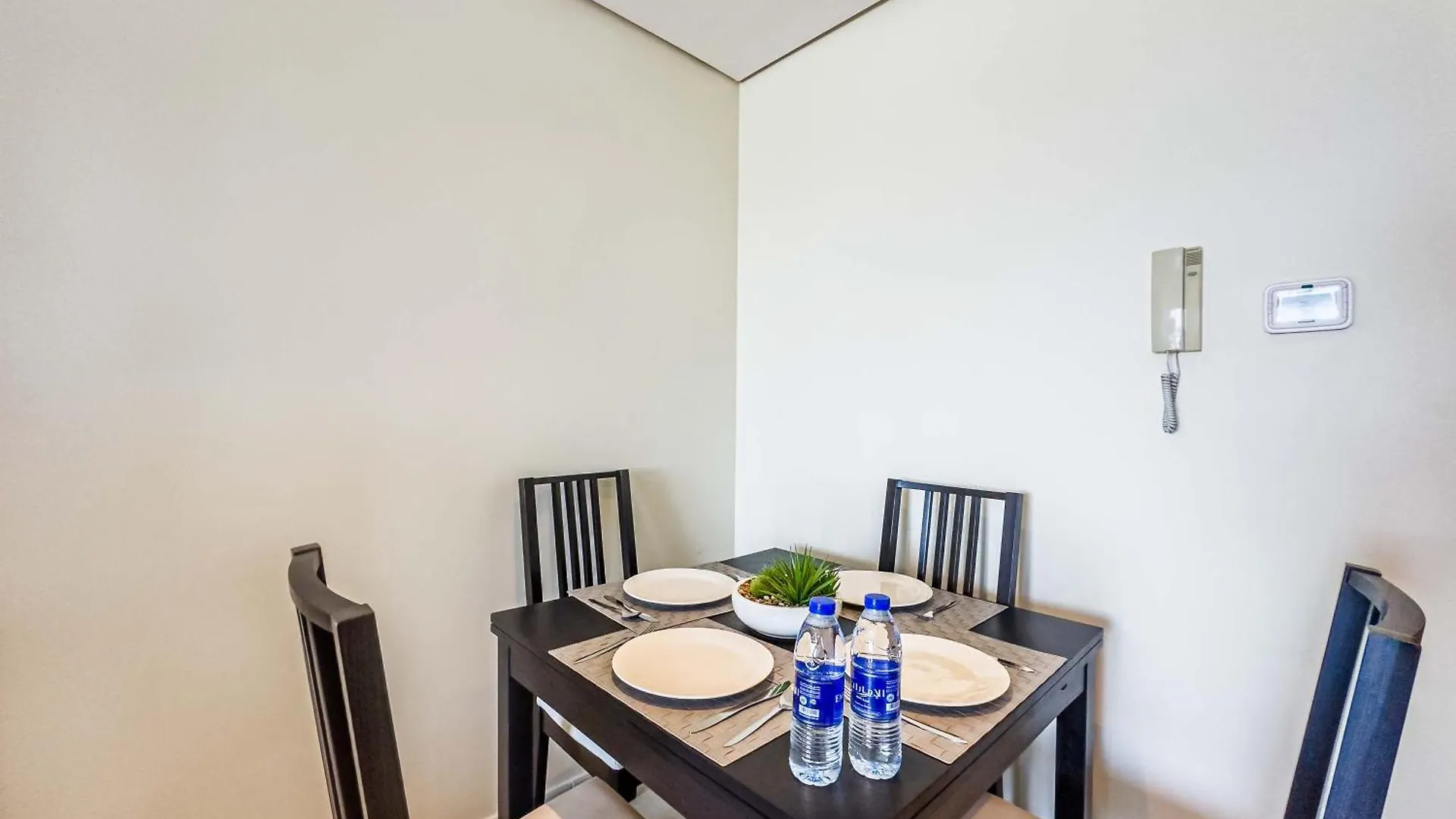 Apartment Chill Studio With Balcony And Pool View Dubai